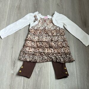 Nannette Girl leopard outfit size 3T